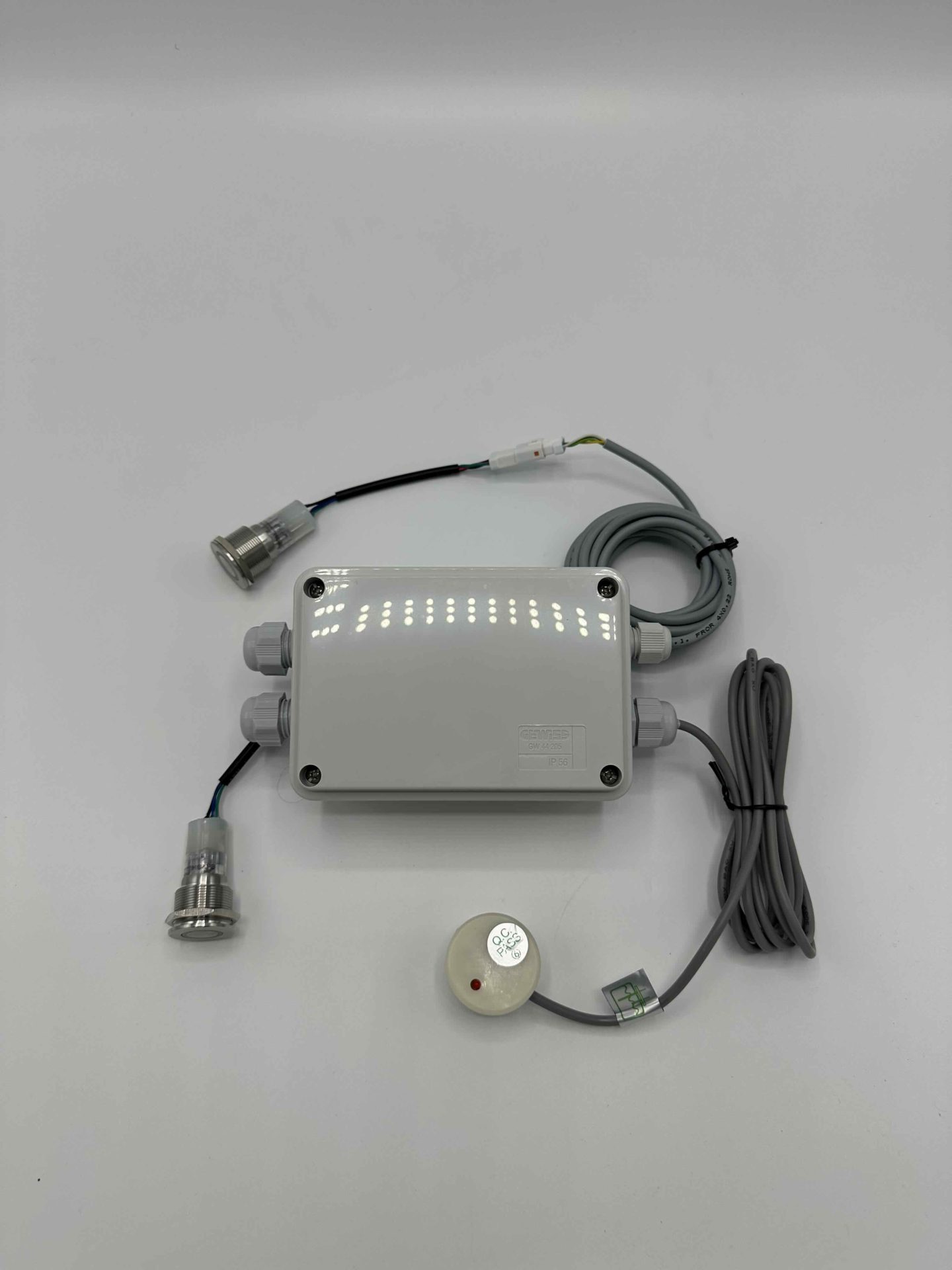 Boîtier électronique 2 fonctions pour spa et baignoire balnéo, avec piezzo et capteur de niveau, compatible avec pompe et blower.